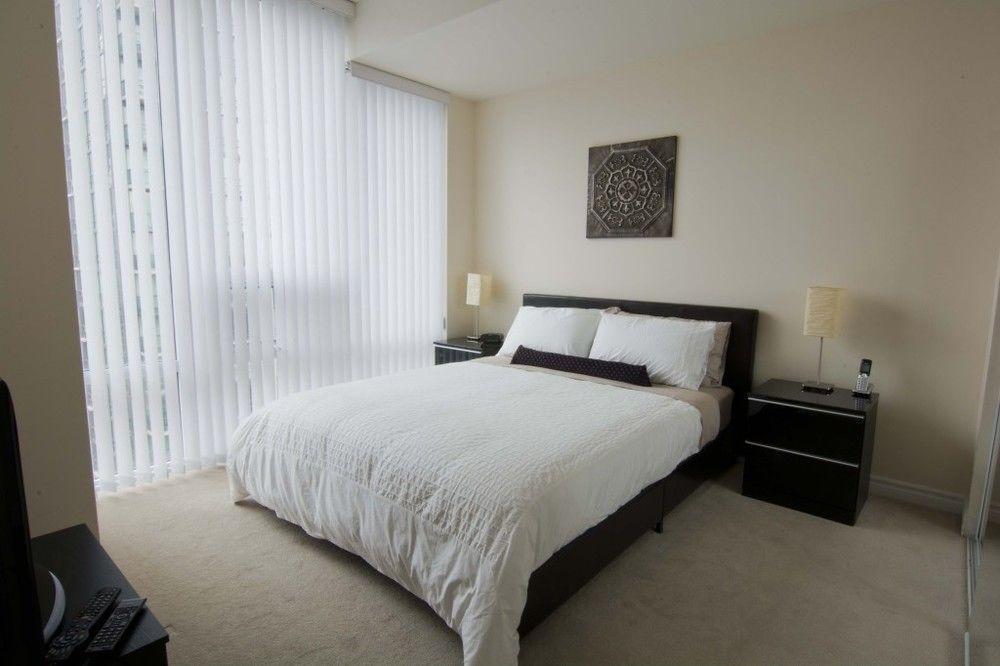 Maplewood Suites - Square One 미시소거 외부 사진